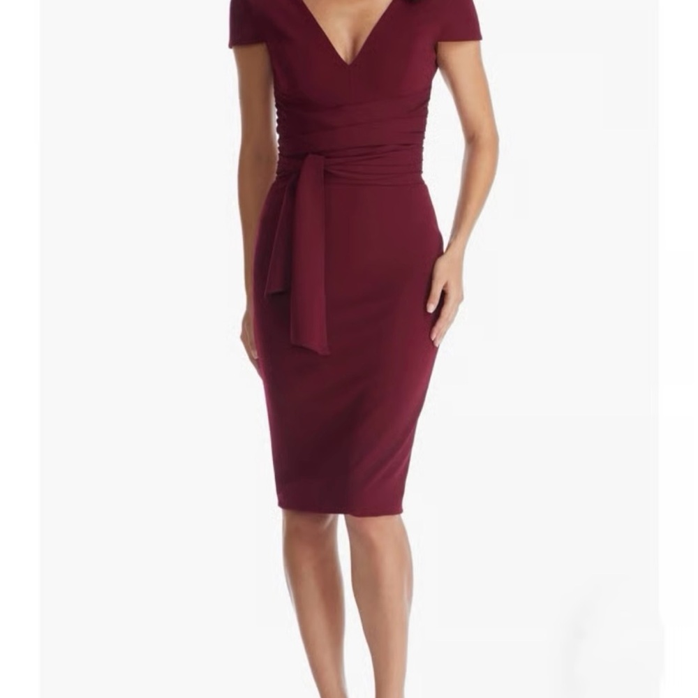 Dress the Population Dana wrap cocktail dress in Burgundy